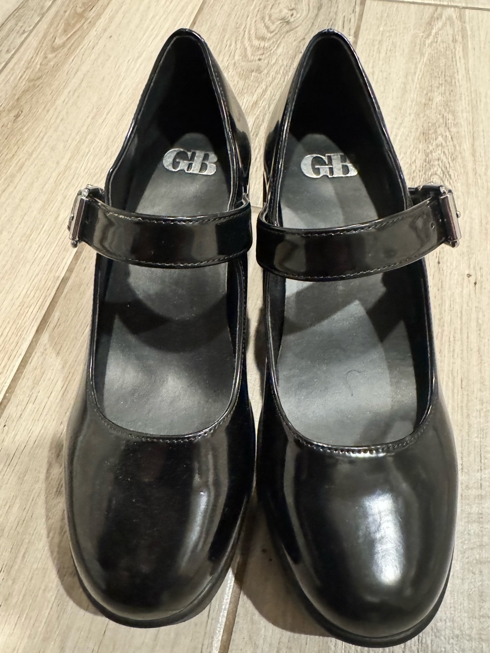 Gianni Bini Black Patent Mary Jane Platform Heels Strap